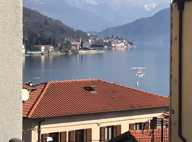 アパート View Ulivo 18 Acquaseria