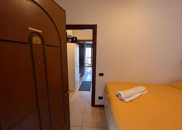 View Ulivo 18 アパート