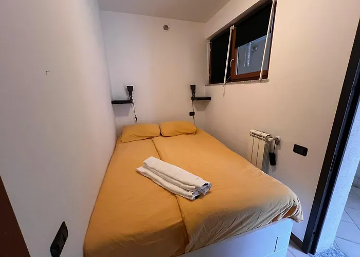 View Ulivo 18 * Acquaseria